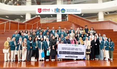 UNILA Kunjungi Beijing: Belajar Bisnis Global dan Wisata Edukasi