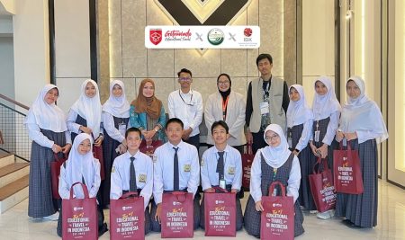 PT Gistrav Ontrip Asia Dukung Literasi Keuangan Pelajar melalui Kunjungan Edukatif SMP Al-Amjad